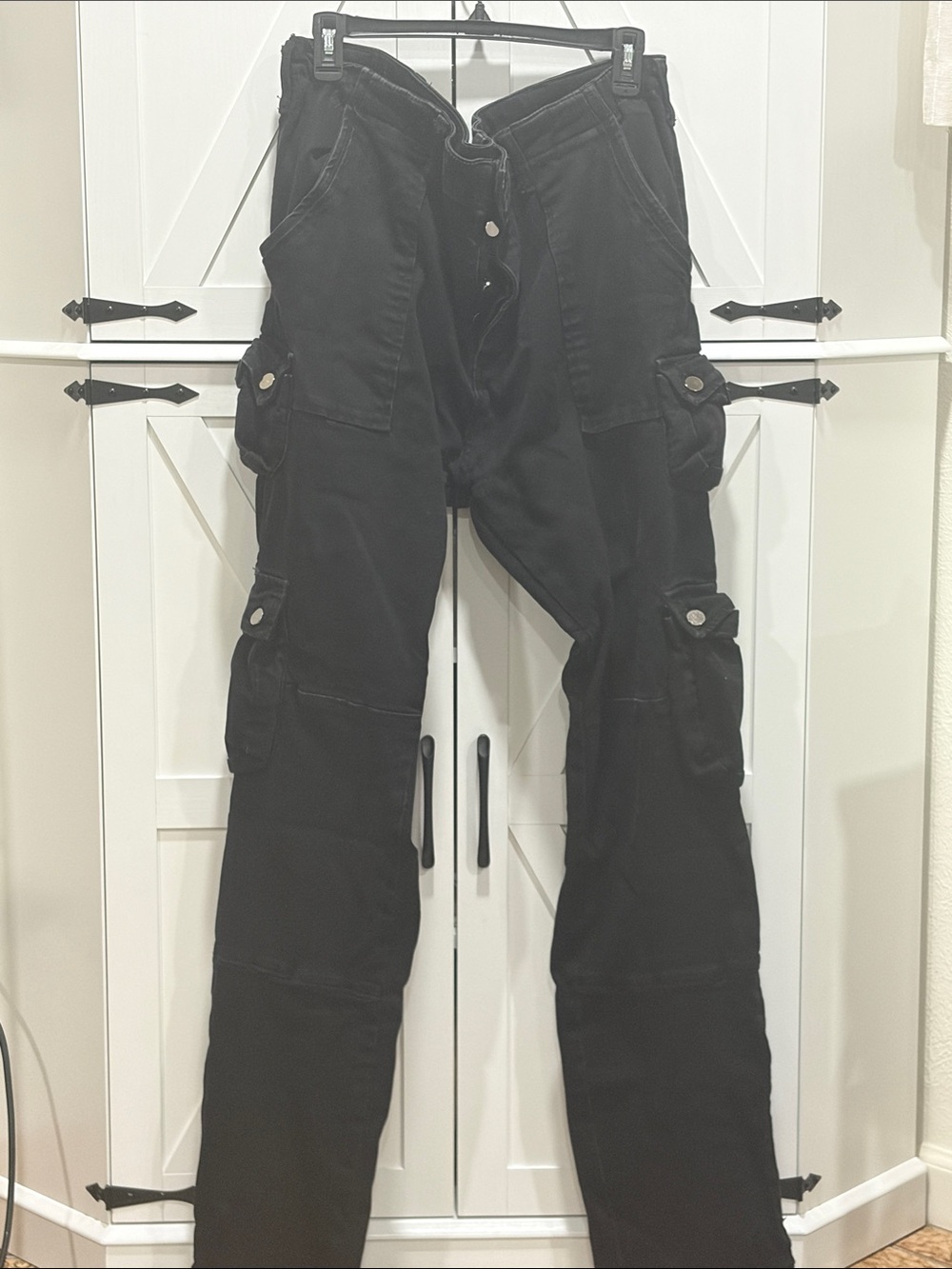 Men's Black Cargo Jeans - Classic Utility Style